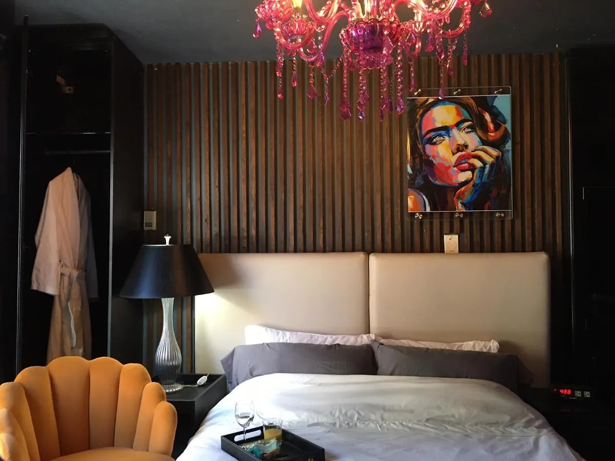 Homestay Style Basement Apartment Vancouver