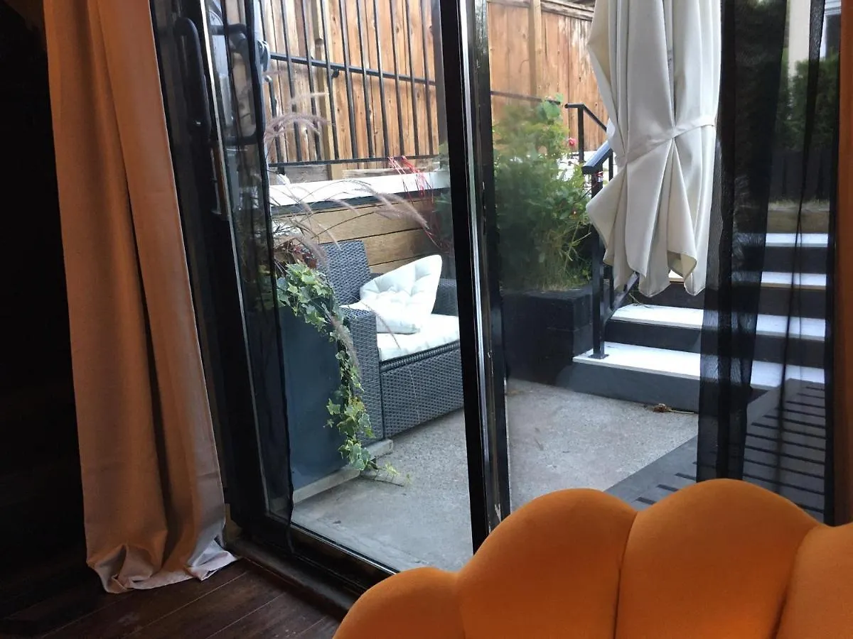 Style Basement Apartment Vancouver 0*,